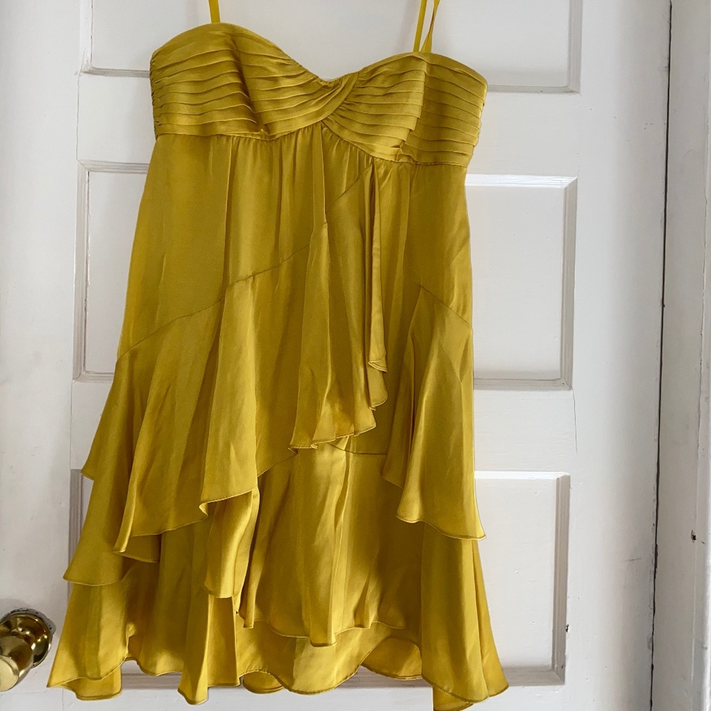 BCBG Yellow Cocktail Dress, Size 6, NEVER WORN